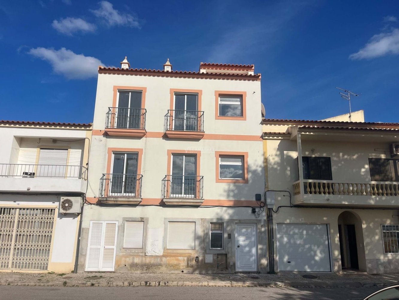234m² Building in Silves, Portugal No. 151773