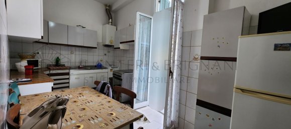 5 rooms Apartment in Ventimiglia, Italy No. 152957 12