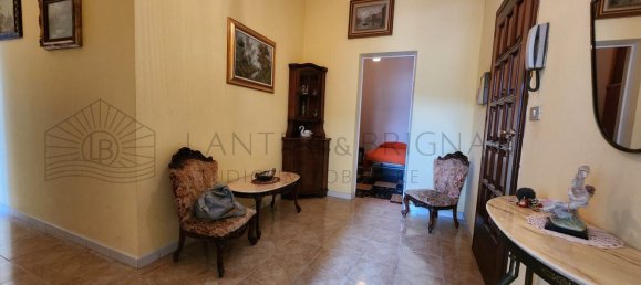 5 rooms Apartment in Ventimiglia, Italy No. 152957 2