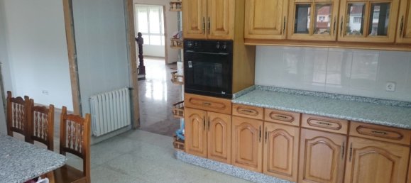 5 bedrooms House in Vilagarcia de Arousa, Spain No. 159168 6