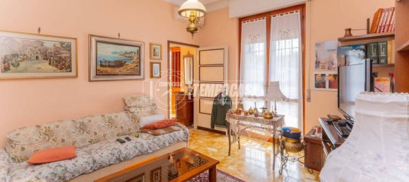 2 Schlafzimmer Haus in Bareggio, Italy, Nr. 300982 18