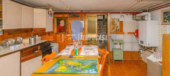 2 Schlafzimmer Haus in Bareggio, Italy, Nr. 300982 44