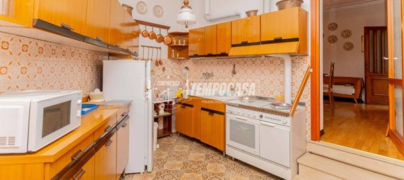 2 Schlafzimmer Haus in Bareggio, Italy, Nr. 300982 9