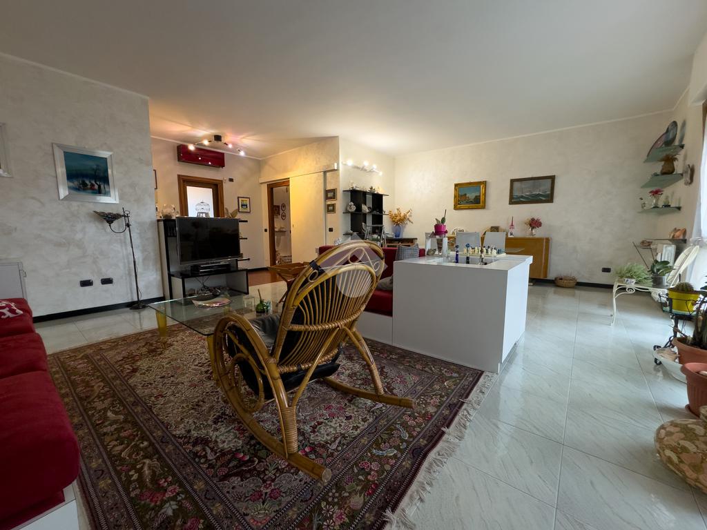 3 rooms Apartment in Pantigliate, Italy No. 386050