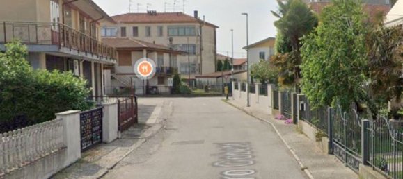 5 rooms Apartment in Lendinara, Italy No. 58124 21