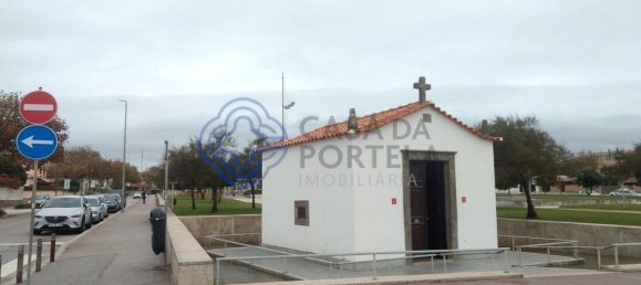 Grundstück in Vila Nova de Gaia, Portugal 1350m², Nr. 47784 2