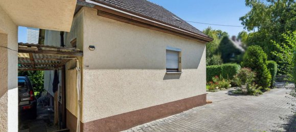 4-salle Terrain à Furstenfeldbruck, Germany No. 370283 4