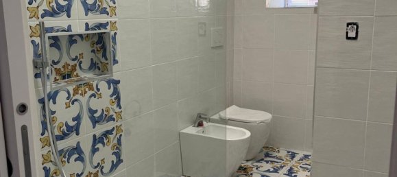 Квартира с 2 комнатами в Тропеа, Италия № 304229 16