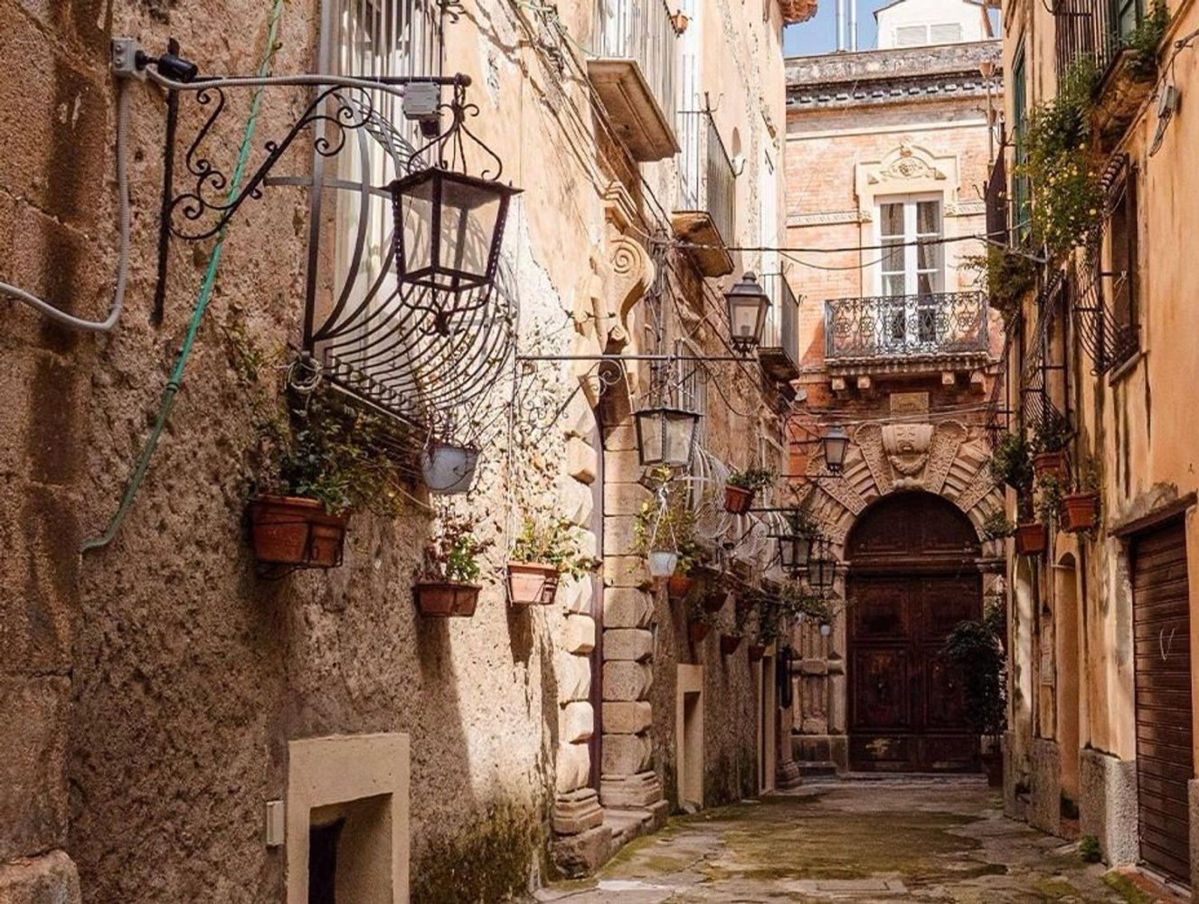 Квартира с 2 комнатами в Тропеа, Италия № 304229