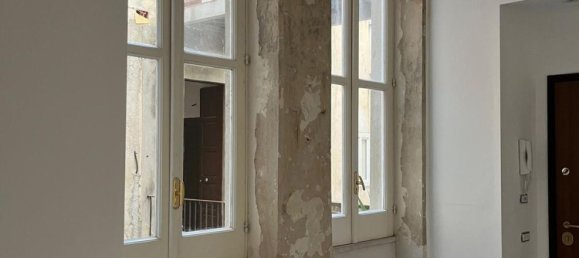 Квартира с 2 комнатами в Тропеа, Италия № 304229 4