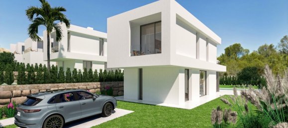 3 bedrooms Villa in Golf Bahia, Spain No. 10649 8