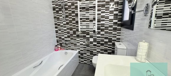 5 bedrooms House in Palleja, Spain No. 134352 6