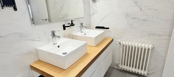 5 bedrooms House in Palleja, Spain No. 134352 50