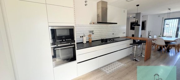 5 bedrooms House in Palleja, Spain No. 134352 44