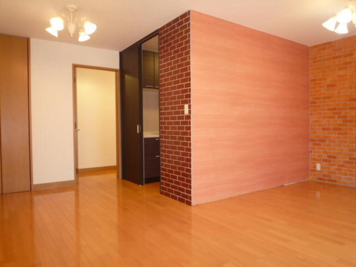 5 bedrooms House in Tottori, Japan No. 3687