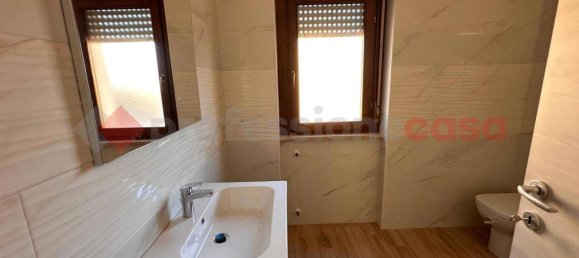 2 chambres Appartement à Avezzano, Italy No. 58973 9