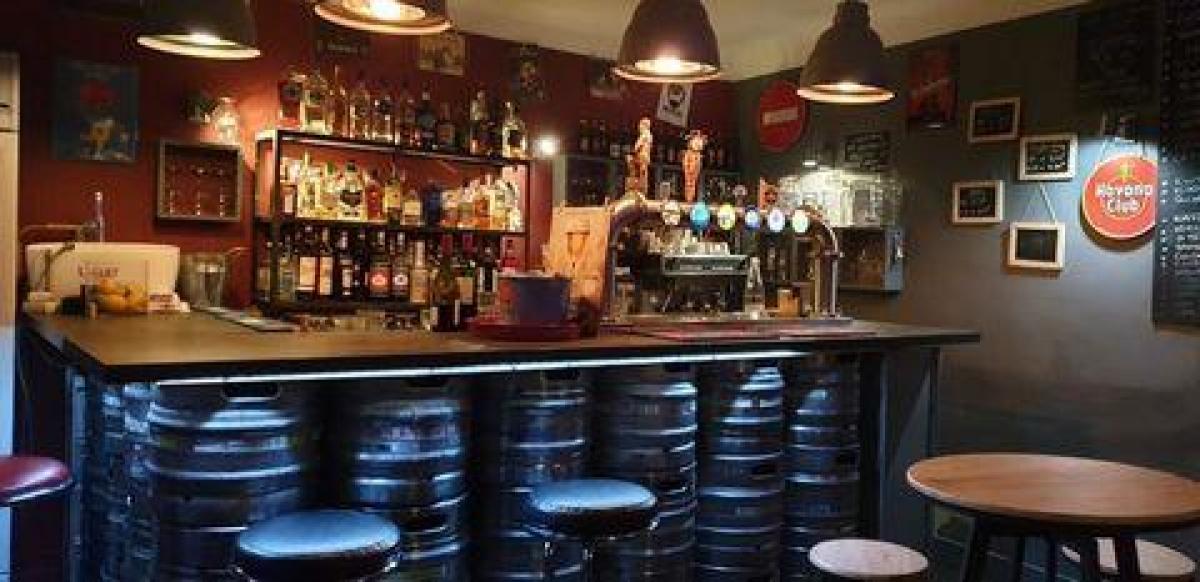  مكتب في Aubusson, France 360متر مربع رقم 20396