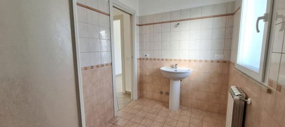 3 rooms Apartment in Sora, Italy No. 90458 12