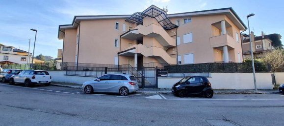 3 rooms Apartment in Sora, Italy No. 90458 2