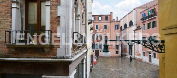 2 bedrooms Apartment in Venice, Italy No. 132547 3
