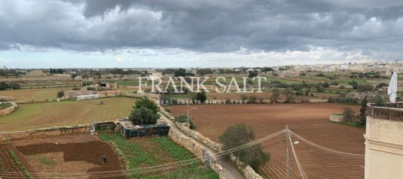 2 غرف نوم بانتهاوس في Qrendi, Malta رقم 8423 9
