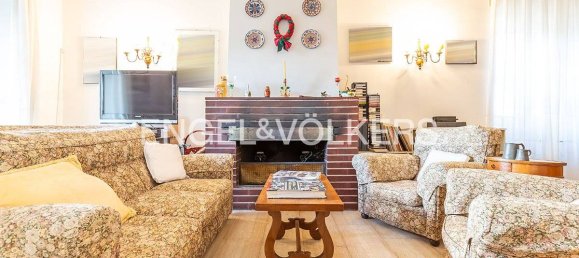 4 bedrooms Villa in Grottaferrata, Italy No. 126690 2