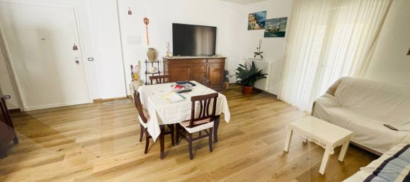 3 rooms Apartment in Valenzano, Italy No. 21337 2