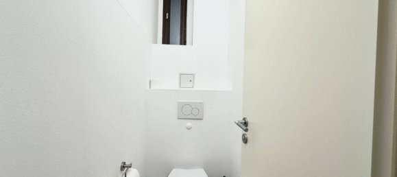 Квартира с 2 комнатами в Нойбау, Австрия № 22365 11