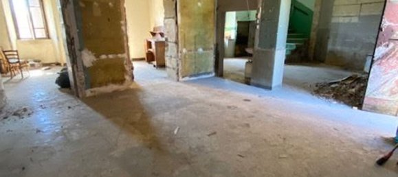 Duplex T6 em Cave, Italy N.º 377761 32