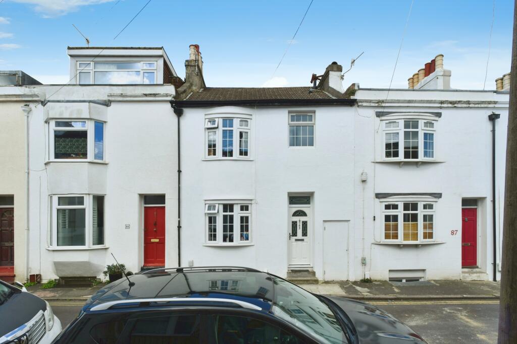4 bedrooms House in Brighton and Hove, United Kingdom No. 10450