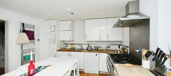 4 bedrooms House in Brighton and Hove, United Kingdom No. 10450 5