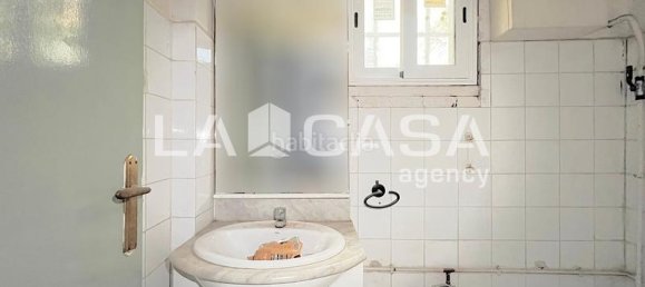 Gewerbliche Immobilie in Badalona, Spain 151m², Nr. 135587 11