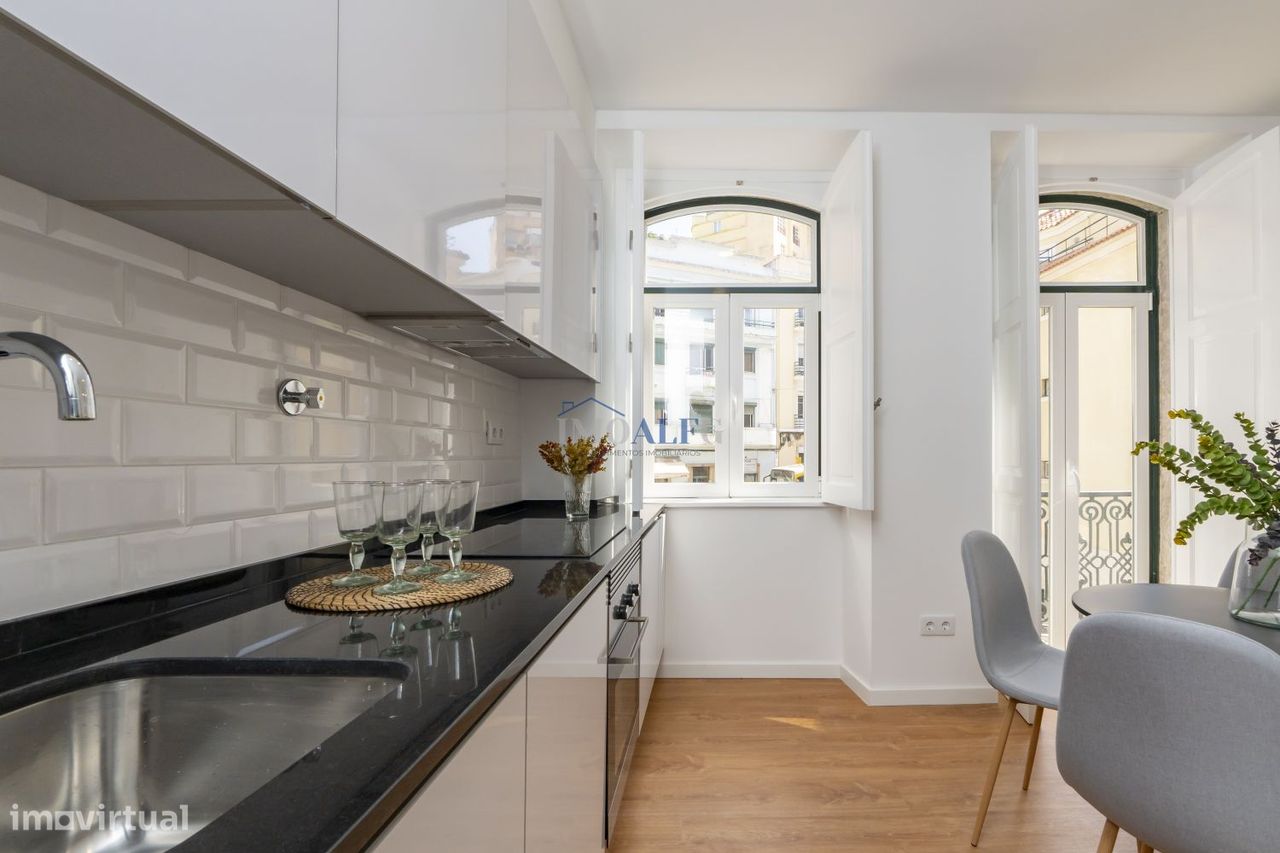 2 bedrooms Apartment in Lisbon, Portugal No. 163694