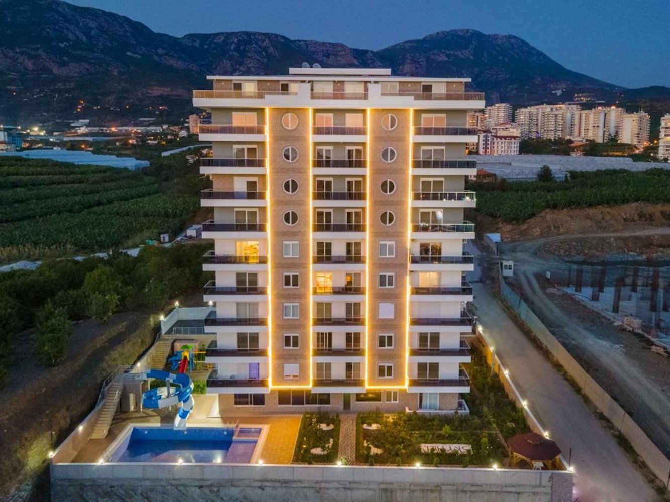 Apartment 5+1 in Alanya, Turkey No. 26093