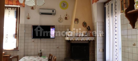 2 Schlafzimmer Wohnung in Genzano di Roma, Italy, Nr. 221904 40