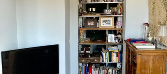 2 rooms Apartment in Florence, Italy No. 49585 5