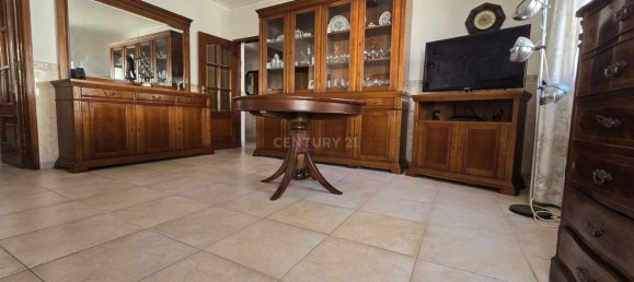 3 bedrooms House in Portimao, Portugal No. 149049 6