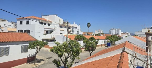 3 bedrooms House in Portimao, Portugal No. 149049 32