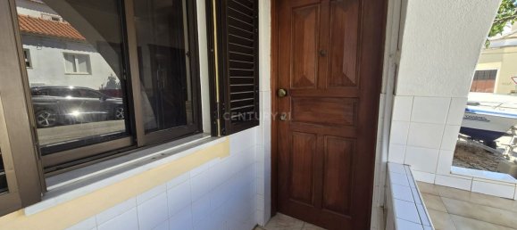 3 bedrooms House in Portimao, Portugal No. 149049 3