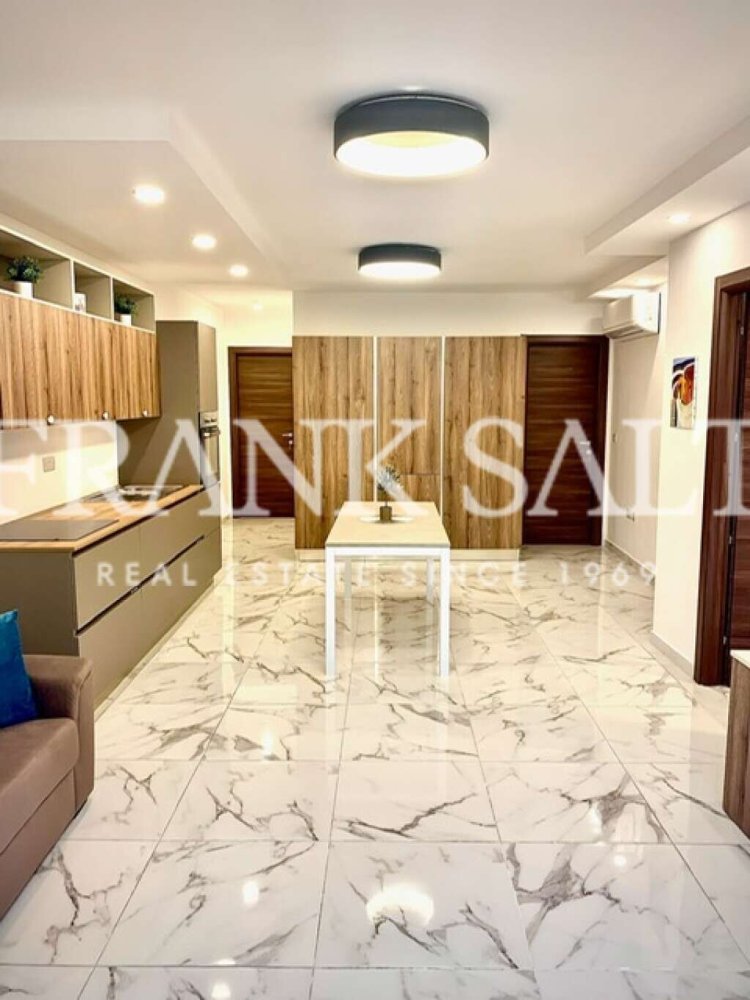 Apartamento de 2 dormitorios en Gzira, Malta No. 5154