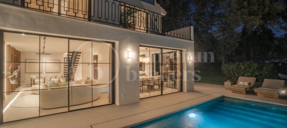 5 bedrooms Villa in Marbella, Spain No. 53599 26