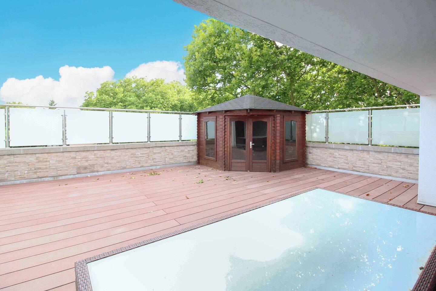 2 bedrooms Penthouse in Duisburg, Germany No. 280735