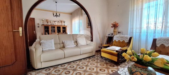 Квартира с 4 комнатами в Палермо, Италия № 3105 41