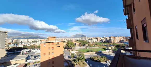 Квартира с 4 комнатами в Палермо, Италия № 3105 47