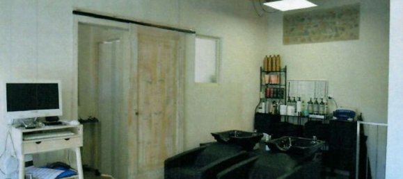 70m² Commercial property in San Giovanni Lupatoto, Italy No. 257989 13