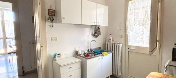 4 rooms Apartment in Lecce, Italy No. 238166 5