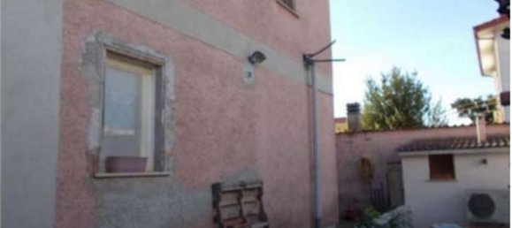 4 rooms Villa in Ardea, Italy No. 204700 3
