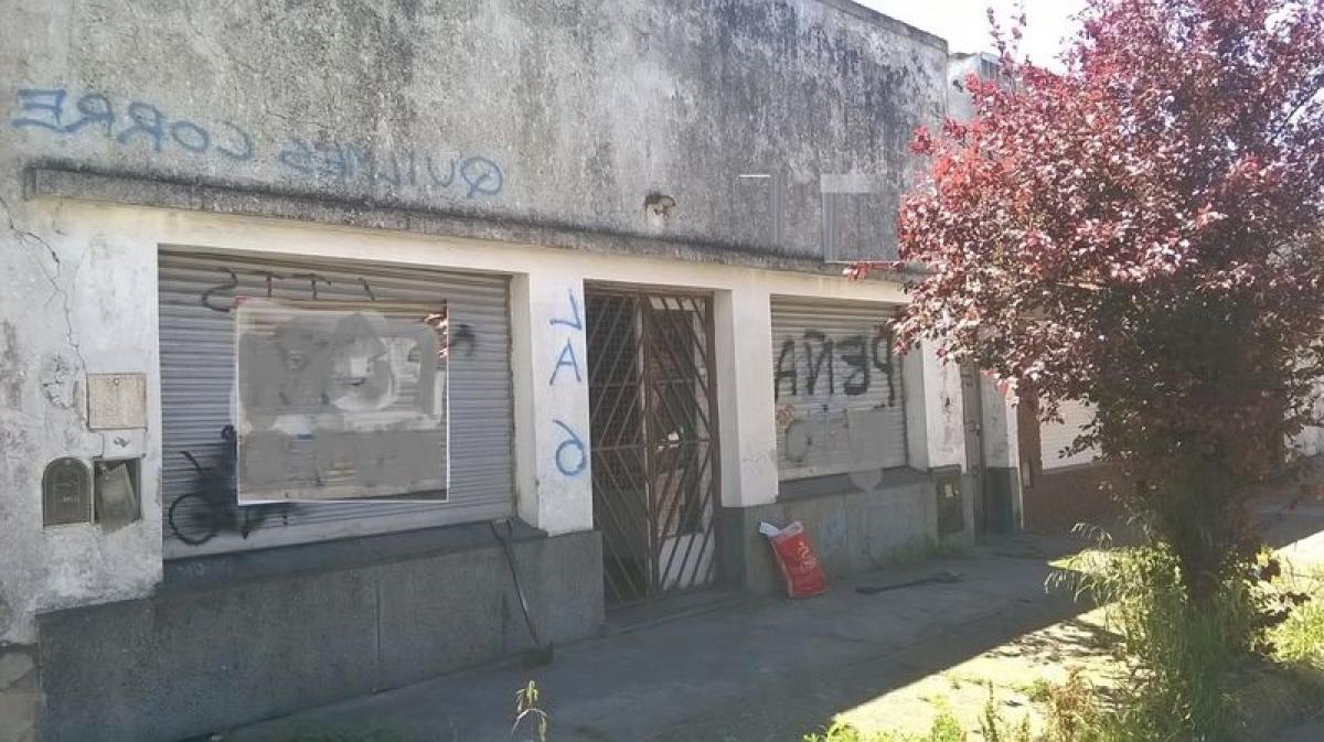 3 bedrooms House in Mar del Plata, Argentina No. 70150