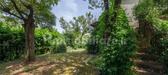 3 bedrooms Villa in Ronciglione, Italy No. 169647 8