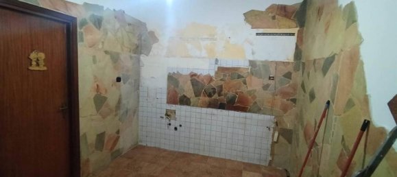 4-salle Maison à Floridia, Italy No. 33763 9